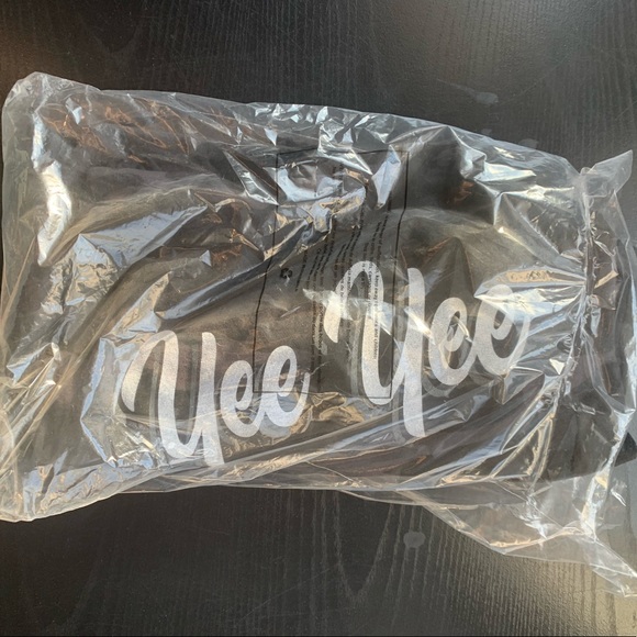 Women’s Cropped Yee Yee hoodie S - Picture 3 of 7